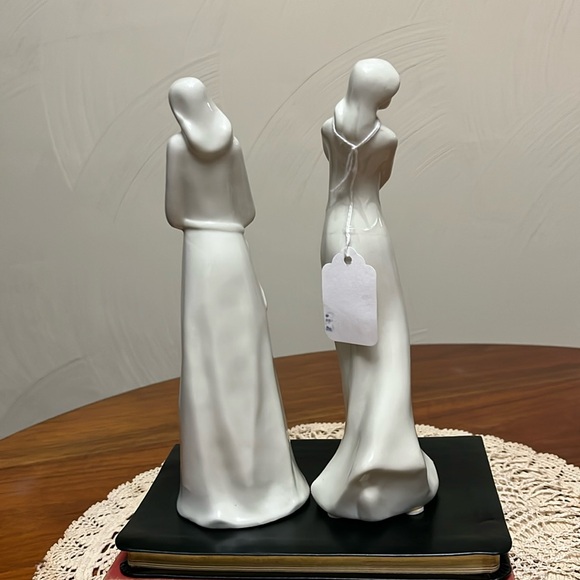 🛍5 for$25 Sales Women Figurine - Picture 5 of 7